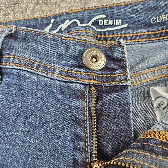 INC International Concepts Curvy Capri Jeans Dark Wash Embroidered Blue Size 0 - Picture 6 of 15